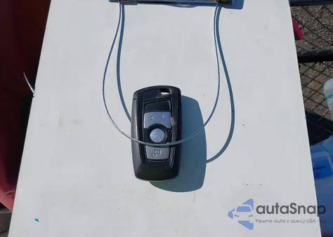 2013 BMW 328I xDrive z USA, uszkodzony, nr VIN WBA3B3C57DF540722